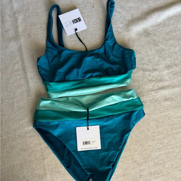 Beach Riot Mackenzie top - Picture 4 of 5